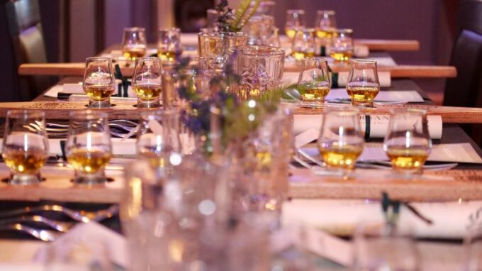 Glasgow: Savouring Scotland an Immersive Culinary Journey - Farewell Song to Conclude