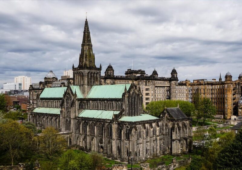 Glasgow Scavenger Hunt and Sights Self-Guided Tour - What to Bring