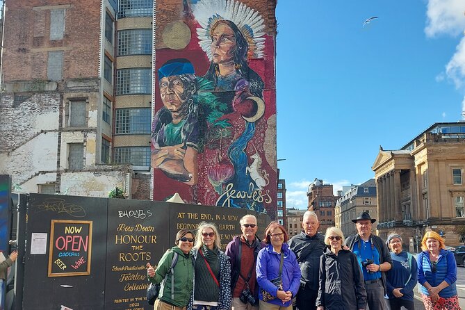 Glasgow Street Art Daily Walking Tour: 2pm - Meeting Point