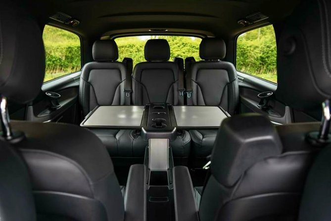 Glasgow to Edinburgh Luxury Car Transfer - Booking Information