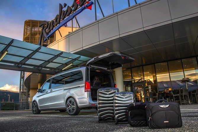 Glasgow to Edinburgh Luxury Car Transfer - Operational Details
