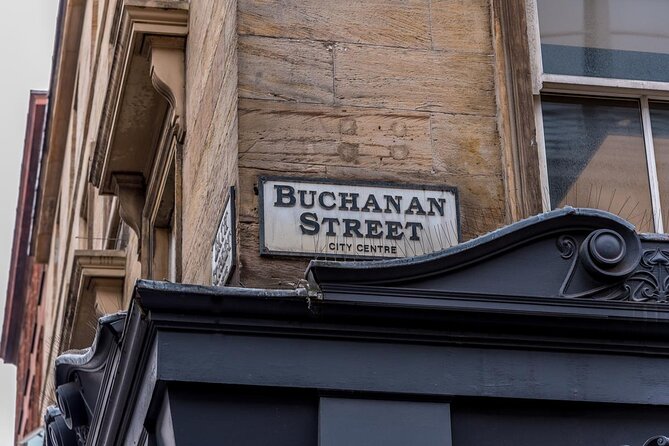 Glasgows Lovers Stroll: A Romantic Journey - Discovering the Citys Hidden Gems