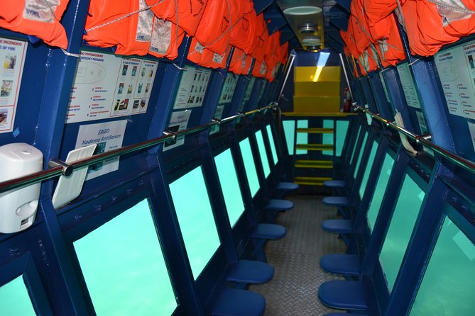 Glass Bottom Boat Cruise In Puerto Castillo - Key Points