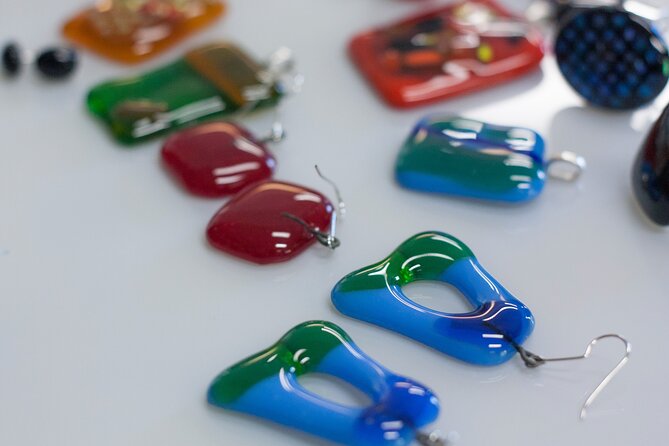 Glass Jewellery Workshop - Included Amenities