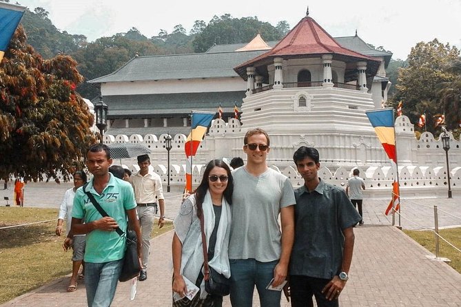 Glimpse of Sri Lanka (5 Days) - Booking and Confirmation