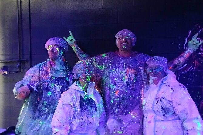 Glow In The Dark Painting With Friends - Why Is This Activity Worth Considering?