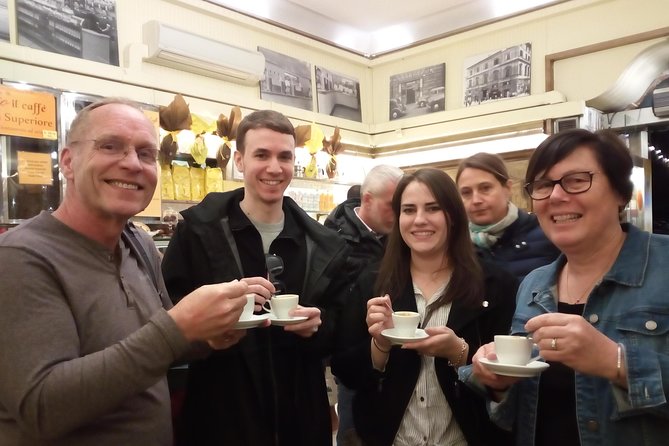 Gluten-Free Food & Wine Tour of Rome With Local Guide and Sightseeing - Historic Neighborhood Sightseeing