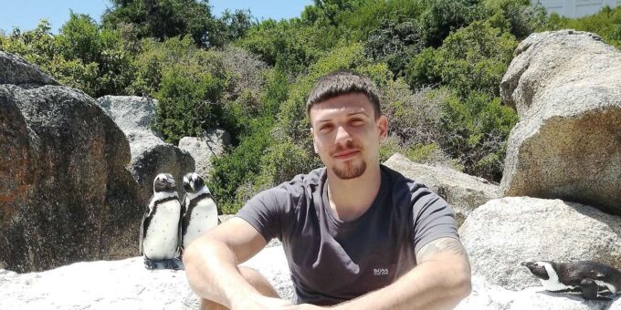 Go! Cape Peninsula Tour: Cape Point, Boulders, Chapmans Peak - Boulders Beach Penguin Colony