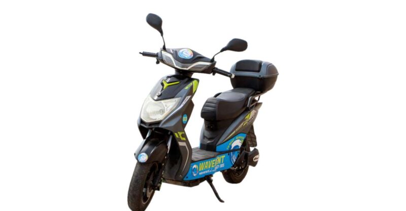 Go Green, Go Free: Rent E-Scooters Easy in Ericeira - Key Points