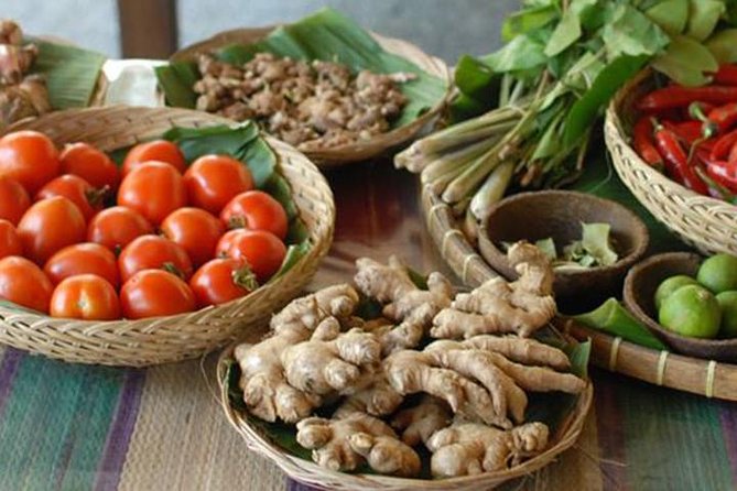 Go Locally: Bali Ubud Cooking Class With Traditional Market Visit by Chef Ketut - Pickup and Meeting Information