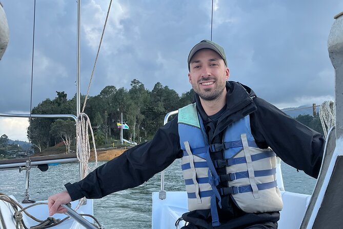 Go Sailing Guatape - Exotic Tastes and Beverages