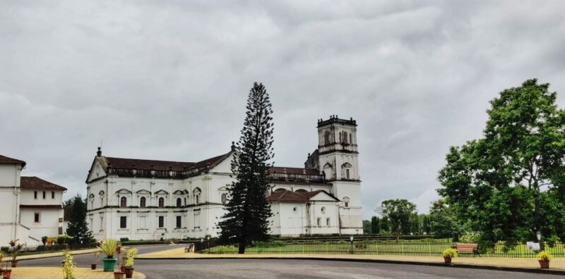 Goa: Private Full-Day Sightseeing Highlights Tour - Key Points