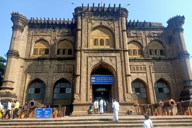 Goa to Hyderabad The Deccan Route - Visiting the Qutb Shahi Tombs