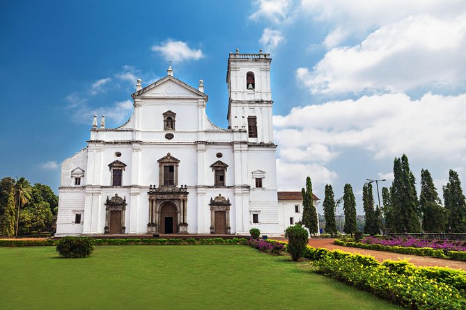 Goa Walking Tour: History, Culture, Art and Architecture - Exploring Goas Diverse Markets