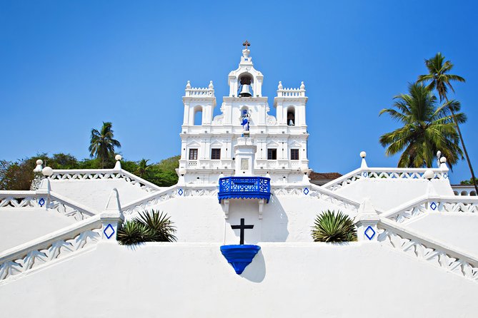 Goa Walking Tour: History, Culture, Art and Architecture - Experiencing Goas Vibrant Art Scene