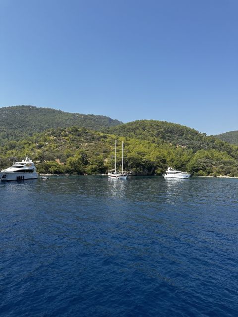 Gocek: Yacht Trip and 12 Island Full-Day Tour With Lunch - Exploring the 12 Islands