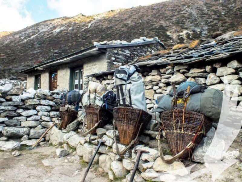 Gokyo Lakes With Everest Base Camp - Key Points
