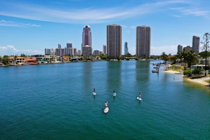 Gold Coast: 1-Hour Standup Paddleboarding Lesson & Photos - Preparing for the Lesson