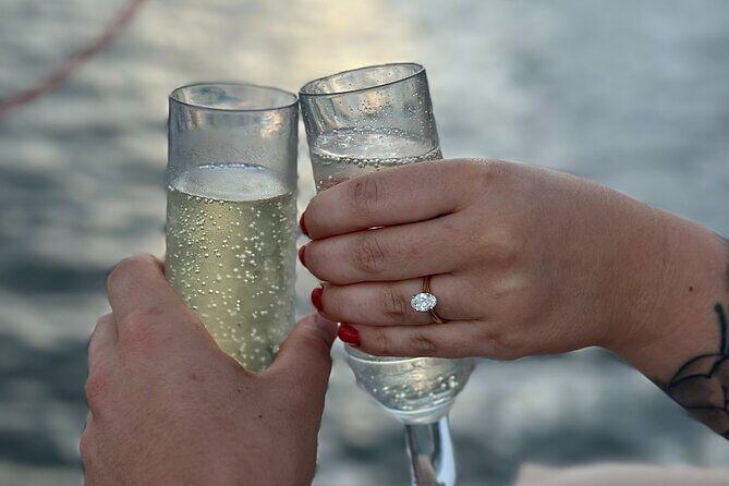 Gold Coast 2 hour Sunset Sailing Cruise with Drinks&Tasting Plate - Who Will Love This Cruise?