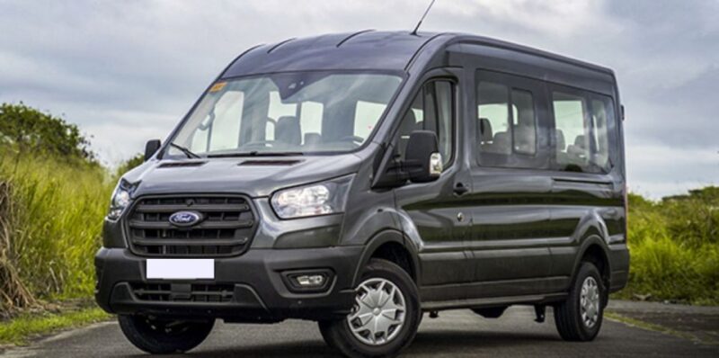 Gold Coast Airport: One-Way Private Transfer to Gold Coast - Vehicle and Luggage