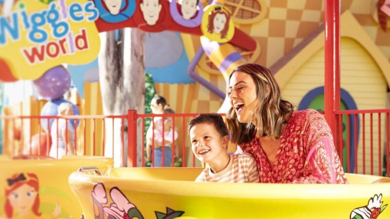 Gold Coast: Dreamworld 1-Day Entry Ticket - Seasonal Access to WhiteWater World