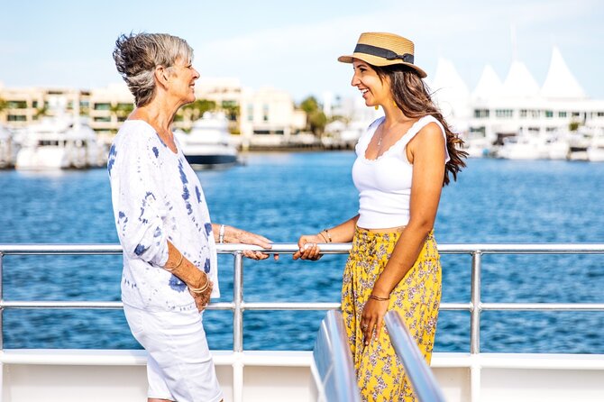 Gold Coast Hop On Hop Off Sightseeing Cruise 1 Day Pass - Unlimited Hop On Hop Off