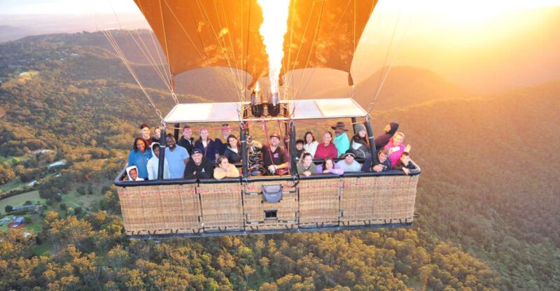 Gold Coast: Hot Air Balloon Flight With Buffet Breakfast - Breathtaking Views