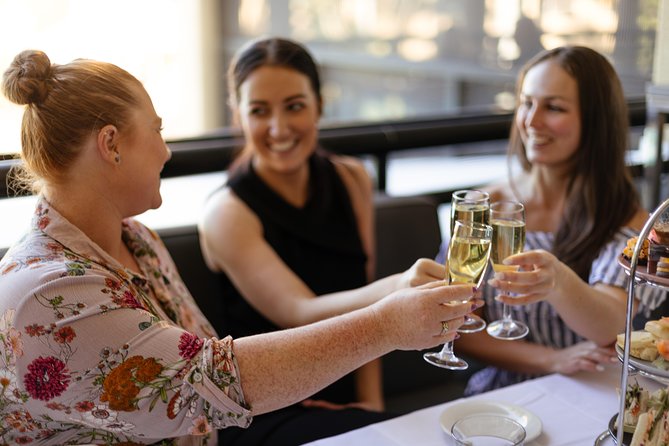 Gold Coast Hot Air Balloon With 5 Star Champagne Buffet Breakfast - Reviews and Ratings