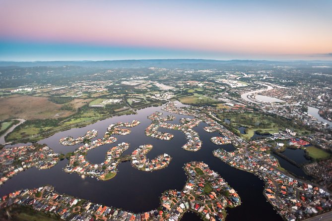 Gold Coast Hot Air Balloon With 5 Star Champagne Buffet Breakfast - Relaxing Champagne Breakfast