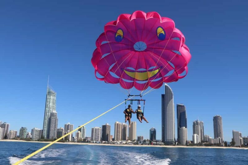 Gold Coast: Parasailing in Surfers Paradise with Free Photos - Authentic Feedback: What Travelers Say