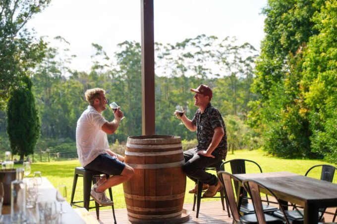 Gold Coast: Tamborine Mountain Wine Tour With 2-Course Lunch - Lunch on the Mountain