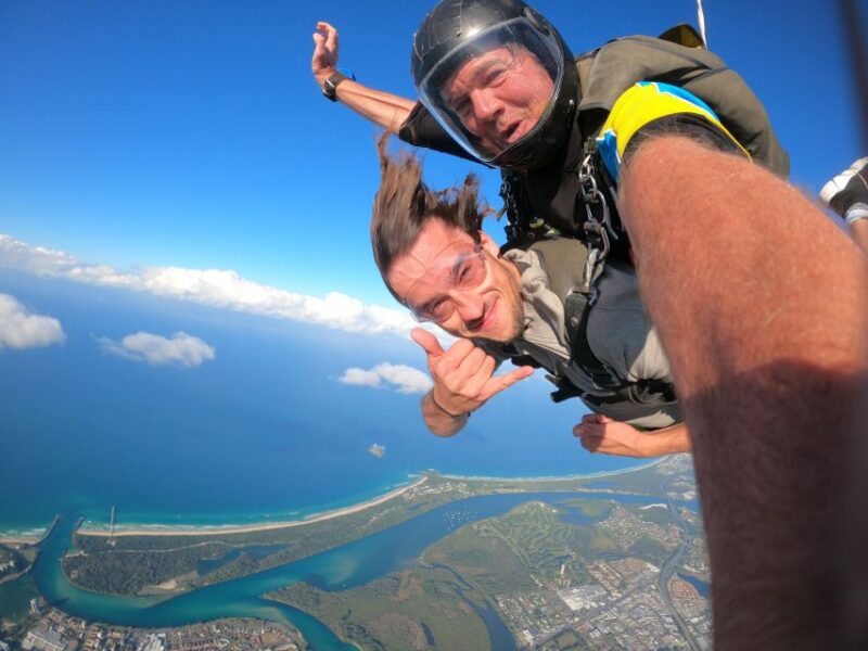 Gold Coast: Tandem Skydiving Experience - Guaranteed Beach Landing