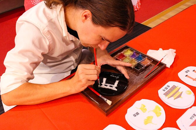 Gold Powder Makie Crafting and Tea Experience - Photo Opportunity