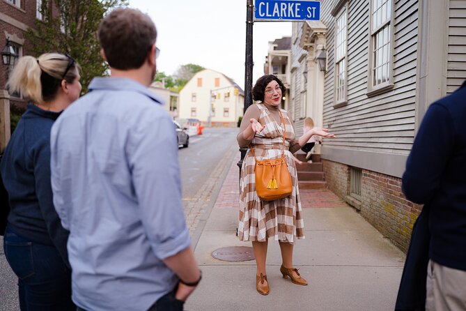 Golden Age to Gilded Age Newports Transformation Walking Tour - Key Points
