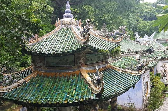 GOLDEN BRIDGE BA NA HILLS & MARBLE MOUNTAIN -Private Guided Tour - Marble Mountain Exploration