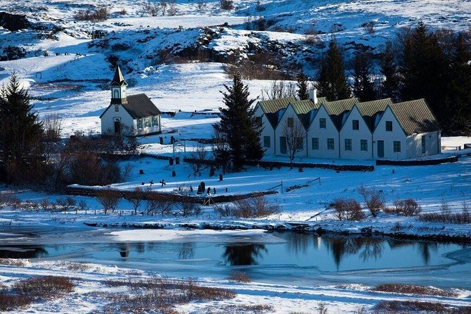Golden Circle and Northern Lights Combo Small Group Tour - Weather Preparation