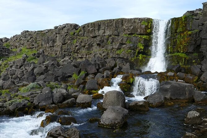 Golden Circle and Sky Lagoon Full-Day Tour - Witnessing the Geysir Phenomenon
