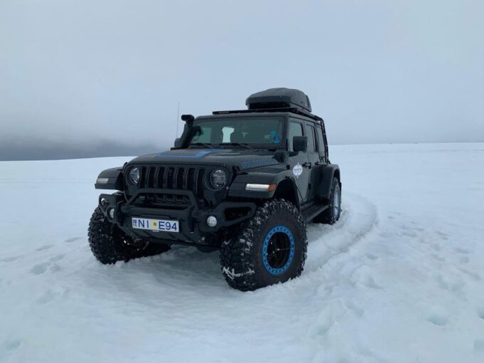 Golden Circle & Glacier, Private Super Jeep - Explore Gullfoss Waterfall