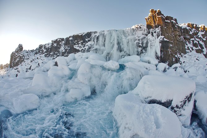 Golden Circle With Extra G - Exploring Thingvellir