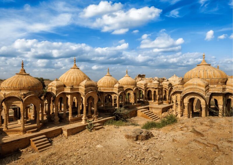 Golden City Photography Guided Tour to Capture City Hues - Key Points
