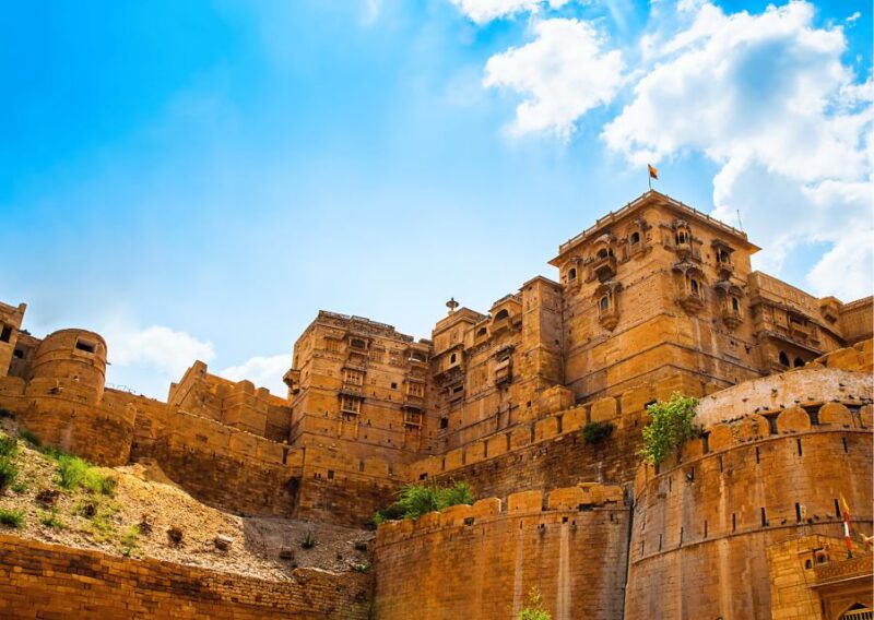Golden City Photography Guided Tour to Capture City Hues - Cultural and Historical Insights