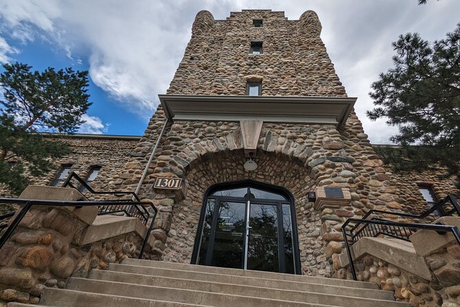 Golden, Colorado Scavenger Hunt Walking Tour & Game - Tour Features