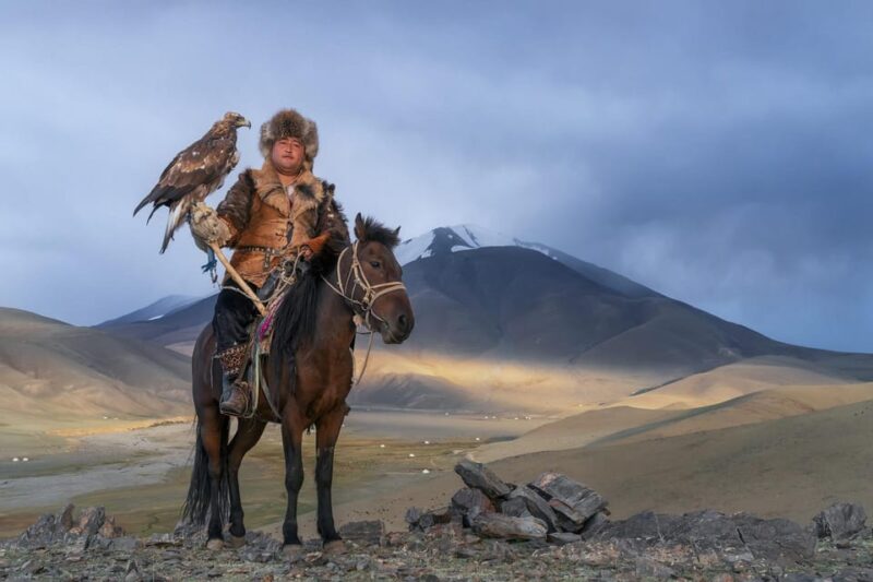 Golden Eagle Festival and Greate Gobi Desert Tour - Key Points
