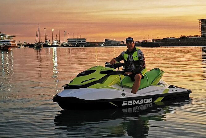 Golden Eye Sunset Jet Skiing in Darwin - Darwin Harbour Cruise