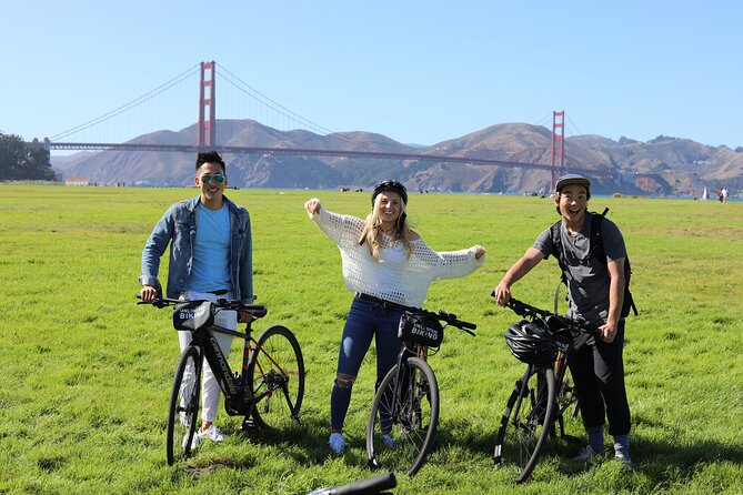 Golden Gate Bridge Bike Rental With Sausalito Ferry Return - Helmet and Lock Provided