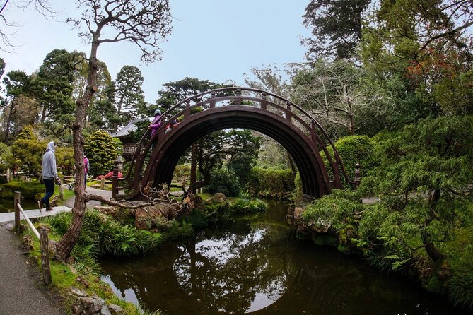 Golden Gate Trail: A Presidio Journey in San Francisco - Discovering Unique Landmarks and Vistas