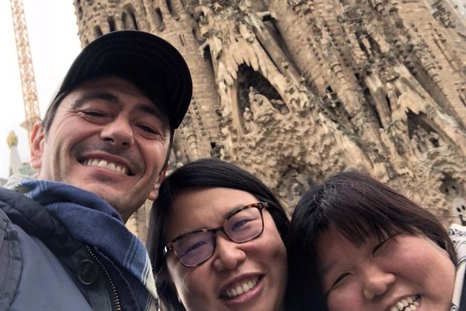 Golden Hour in Gaudis Sagrada Familia With Expert Guide - Notable Guest Reviews