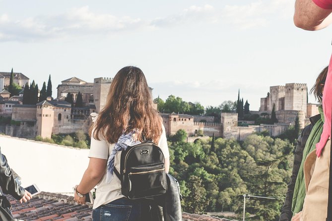 Golden Hour in Granada: Sunset Walking Tour With Play Granada - Physical Requirements and Accessibility