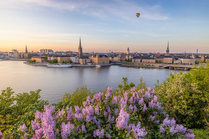Golden Hour Photo Walk in the Heart of Stockholm - Photography Techniques and Guidance