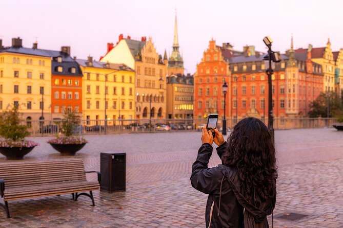 Golden Hour Photo Walk in the Heart of Stockholm - Capturing the Golden Hour